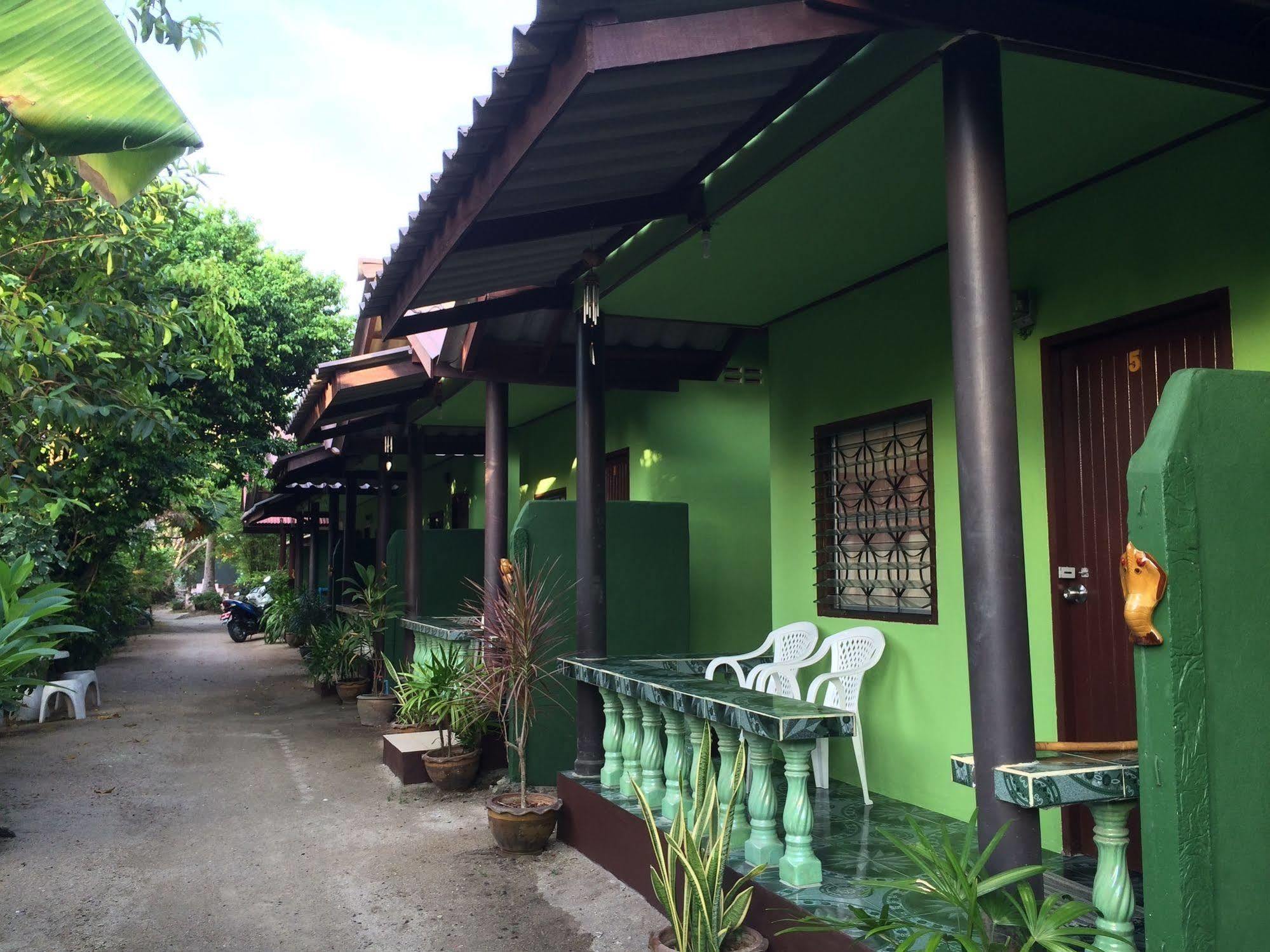 Abc Bungalow Baan Tai Exterior photo