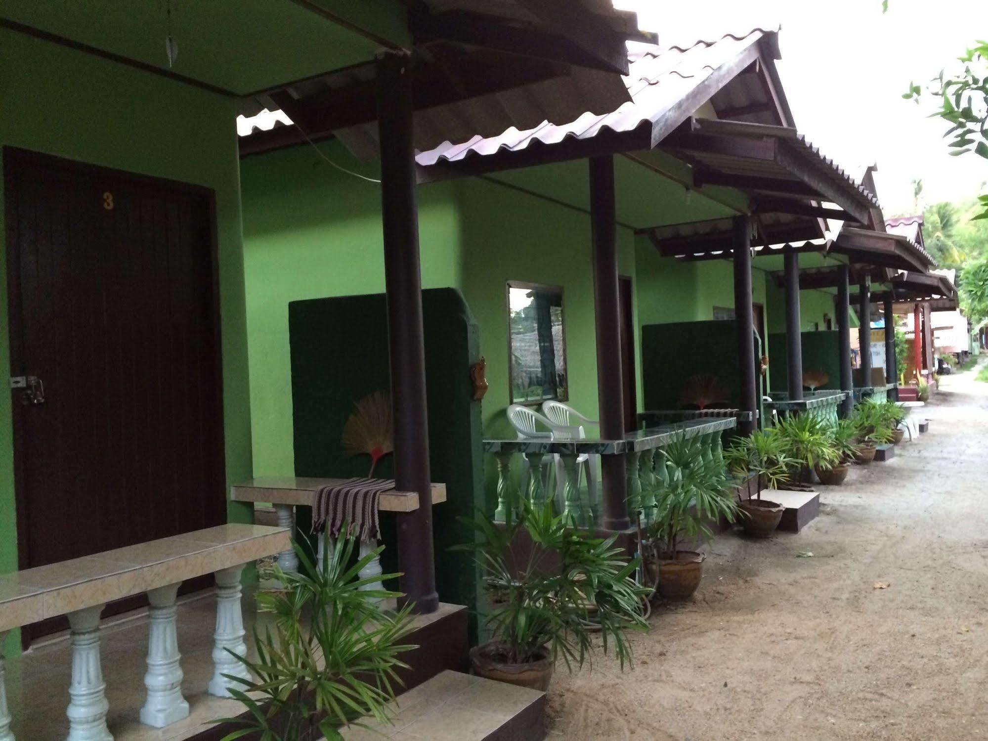 Abc Bungalow Baan Tai Exterior photo